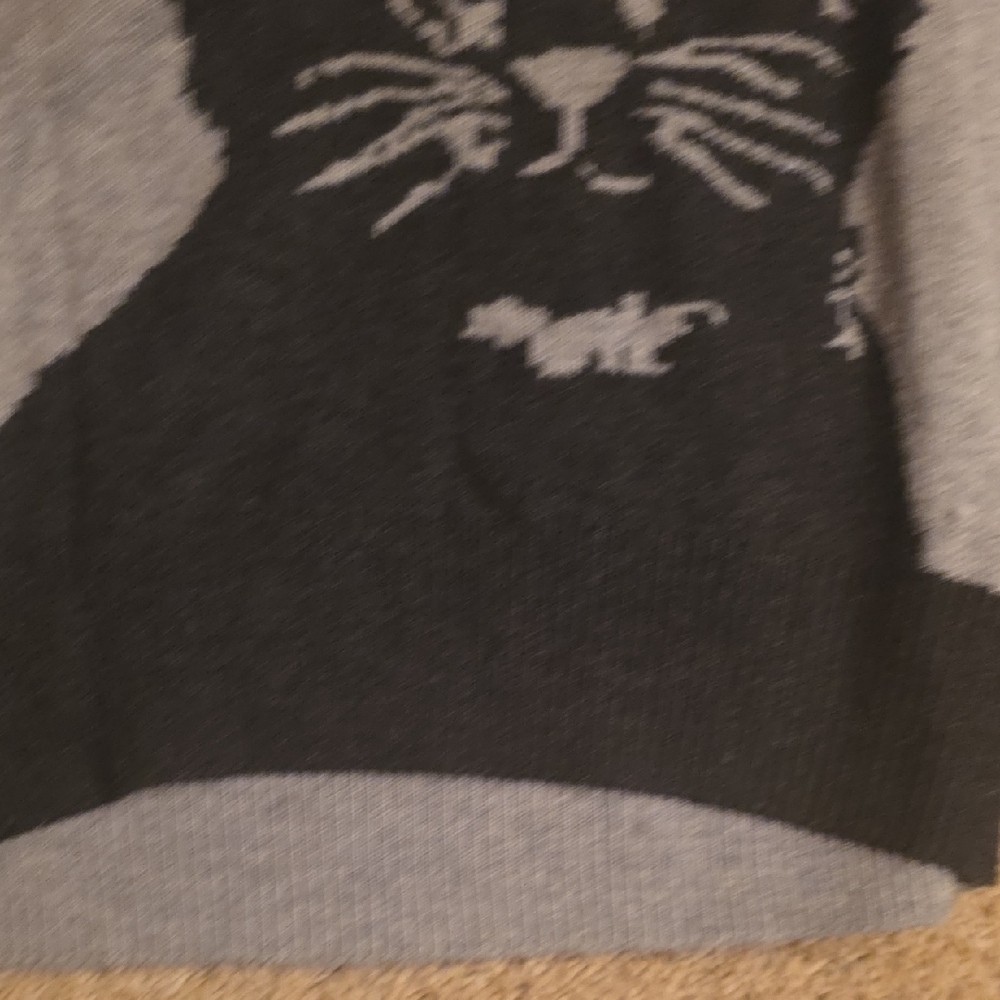 A&F Girl's Sweater - Picture 4 of 11